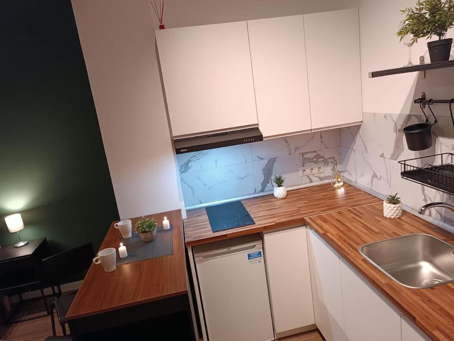 Studio20 Wifi Apartment Valencia Ngoại thất bức ảnh